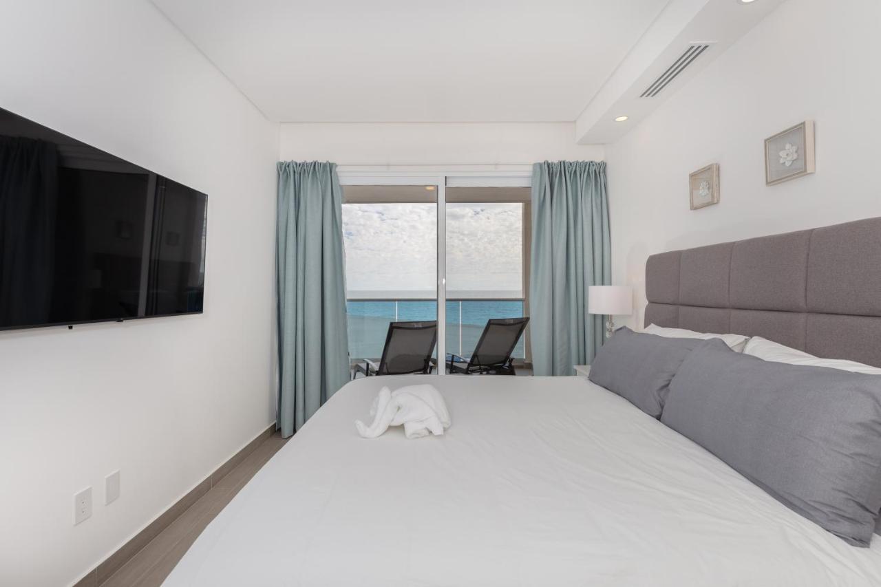 Brand New Contemporary 2 Bd Oceanfront Condo At Encantame Towers Verano E302 Playa Encanto Luaran gambar