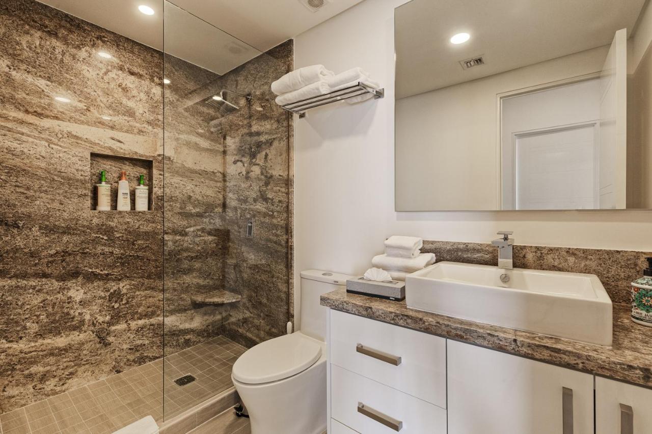 Brand New Contemporary 2 Bd Oceanfront Condo At Encantame Towers Verano E302 Playa Encanto Luaran gambar