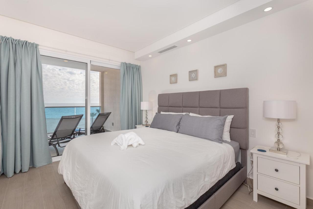 Brand New Contemporary 2 Bd Oceanfront Condo At Encantame Towers Verano E302 Playa Encanto Luaran gambar